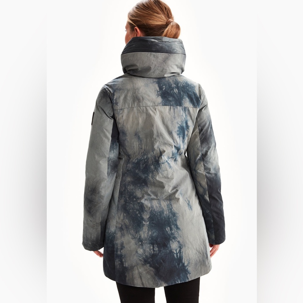 Faith L Edition Jacket - District Black